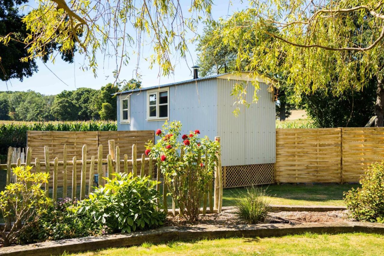 The Hideaway Hut - 1 Bed Shepherds Hut - Hereford Διαμέρισμα Εξωτερικό φωτογραφία